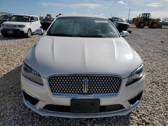 3LN6L5KU9HR639001 - 2017 LINCOLN MKZ HYBRID PREMIERE WHITE photo 5