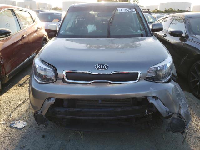 KNDJN2A23G7264087 - 2016 KIA SOUL GRAY photo 5