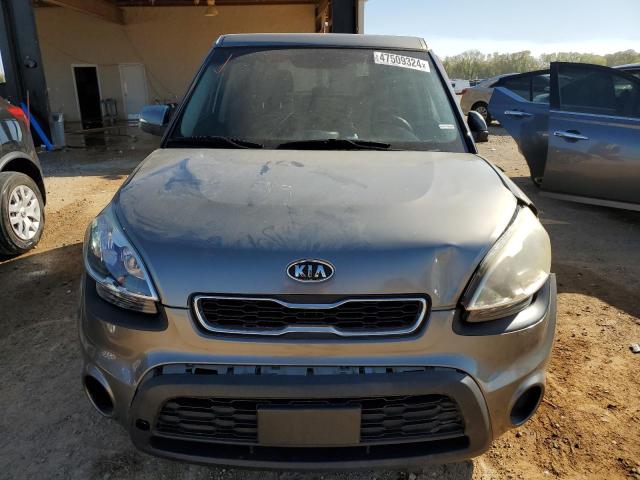 KNDJT2A65C7440351 - 2012 KIA SOUL + GRAY photo 5