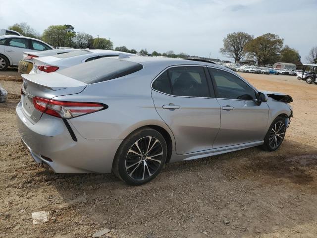 4T1B11HK8KU205221 - 2019 TOYOTA CAMRY L SILVER photo 3