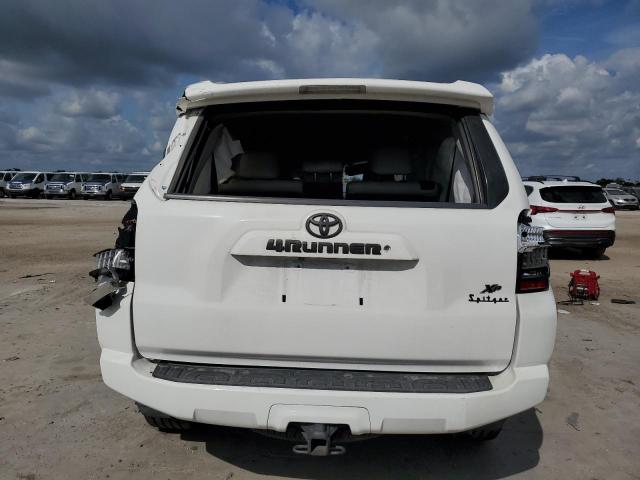 JTEZU5JR6F5095824 - 2015 TOYOTA 4RUNNER SR5 WHITE photo 6