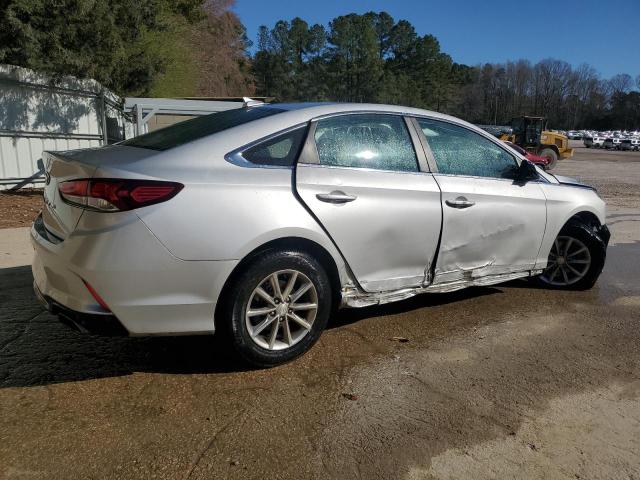 5NPE24AF7JH676329 - 2018 HYUNDAI SONATA SE SILVER photo 3