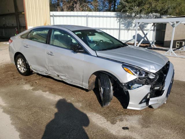 5NPE24AF7JH676329 - 2018 HYUNDAI SONATA SE SILVER photo 4