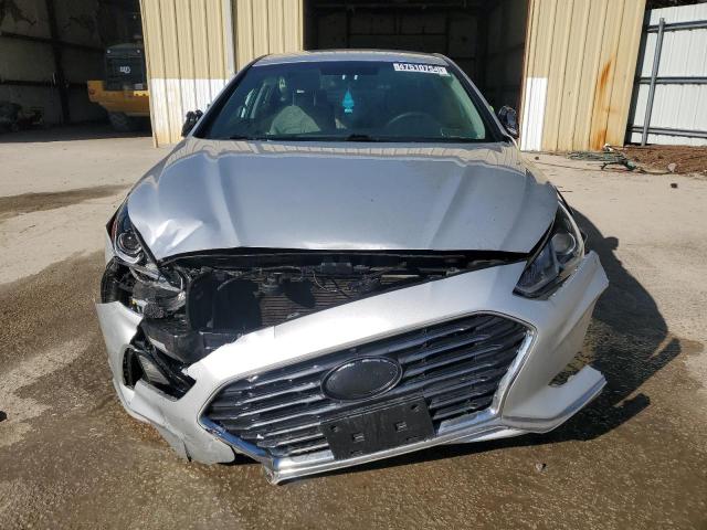 5NPE24AF7JH676329 - 2018 HYUNDAI SONATA SE SILVER photo 5