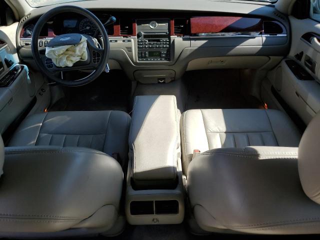 1LNHM81W44Y658206 - 2004 LINCOLN TOWN CAR EXECUTIVE TEAL photo 8