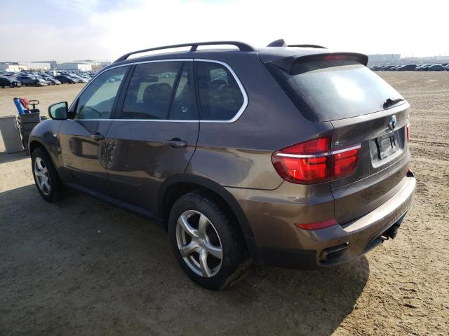 5UXZV8C52CL422657 - 2012 BMW X5 XDRIVE50I BROWN photo 2