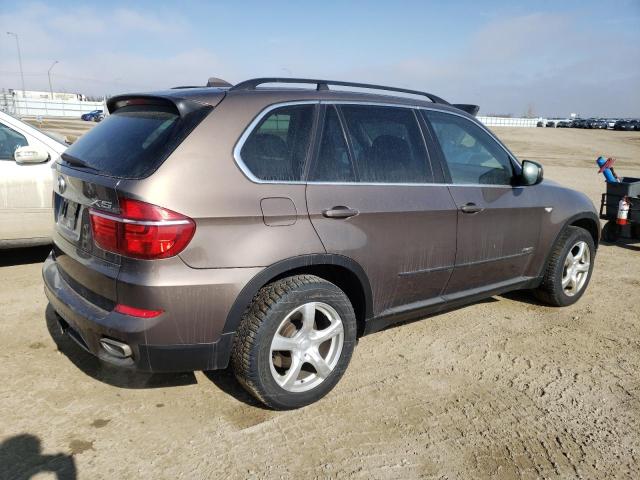 5UXZV8C52CL422657 - 2012 BMW X5 XDRIVE50I BROWN photo 3