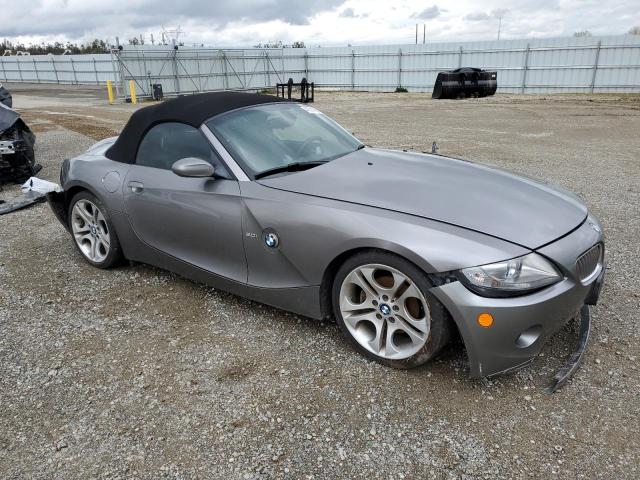 4USBT53535LT28551 - 2005 BMW Z4 3.0 GRAY photo 4