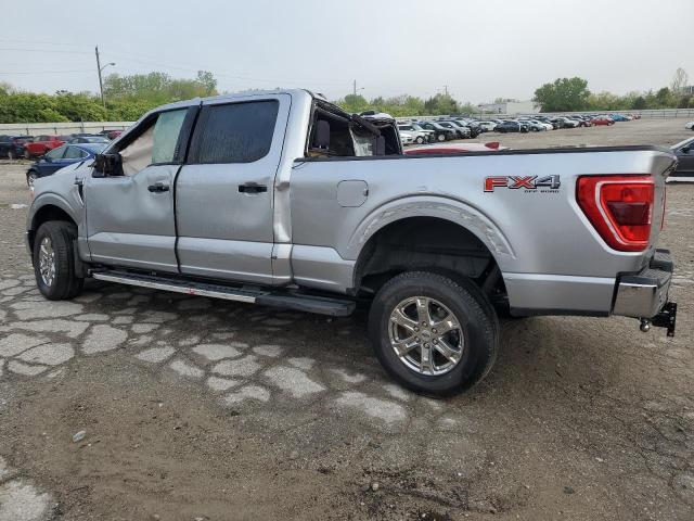 1FTFW1E58NFB89553 - 2022 FORD F150 SUPERCREW SILVER photo 2