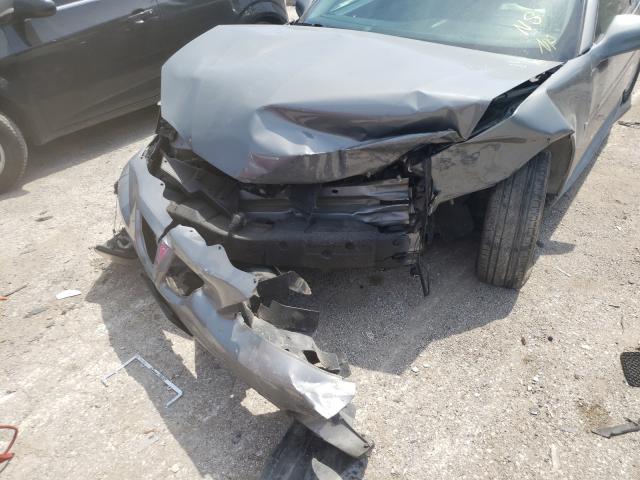 2G2WP552981101118 - 2008 PONTIAC GRAND PRIX 银色 照片 9