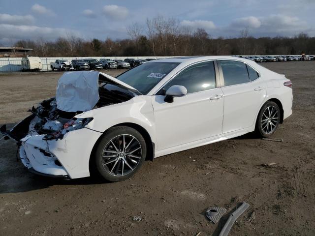 4T1T11BK5RU121073 - 2024 TOYOTA CAMRY SE NIGHT SHADE WHITE photo 1