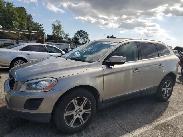 2011 VOLVO XC60 T6, 