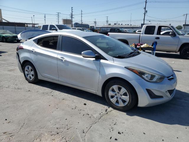 KMHDH4AE1GU481290 - 2016 HYUNDAI ELANTRA SE SILVER photo 4