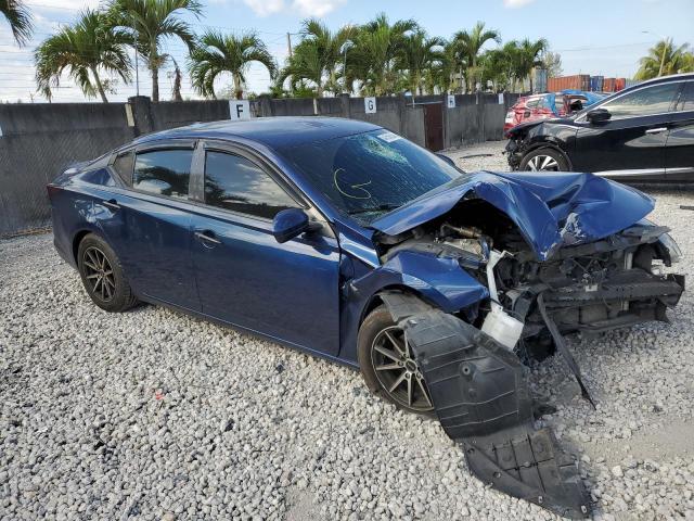 1N4BL4BV6KC118139 - 2019 NISSAN ALTIMA S BLUE photo 4