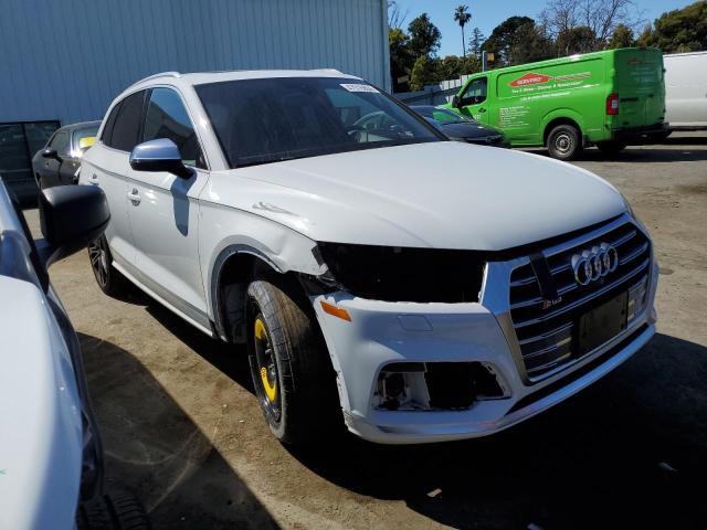 WA1C4AFYXK2067288 - 2019 AUDI SQ5 PRESTIGE WHITE photo 4