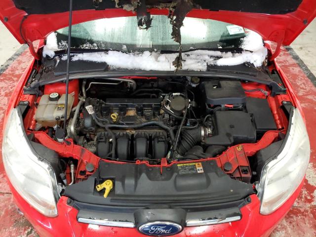 1FAHP3F28CL125006 - 2012 FORD FOCUS SE RED photo 11