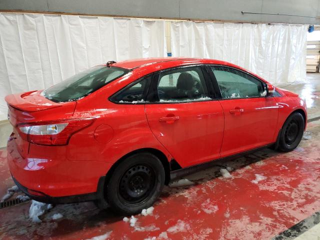 1FAHP3F28CL125006 - 2012 FORD FOCUS SE RED photo 3