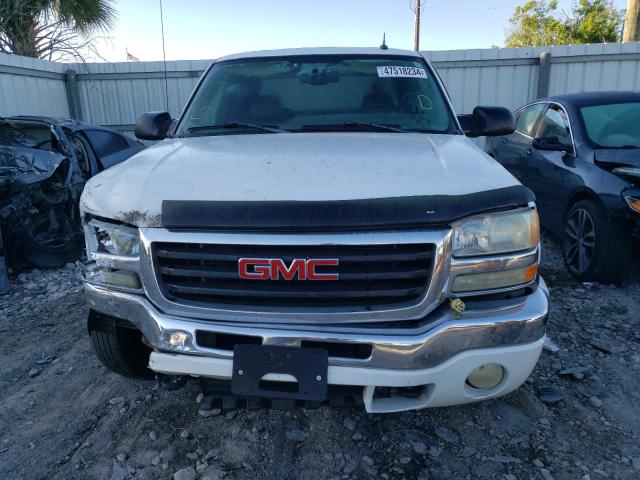 1GTGK13UX5F938475 - 2005 GMC SIERRA K1500 HEAVY DUTY WHITE photo 5