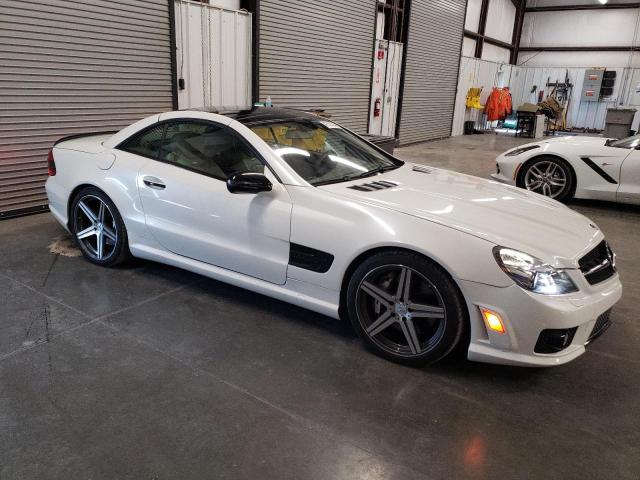 WDBSK70F09F154121 - 2009 MERCEDES-BENZ SL 63 AMG WHITE photo 4