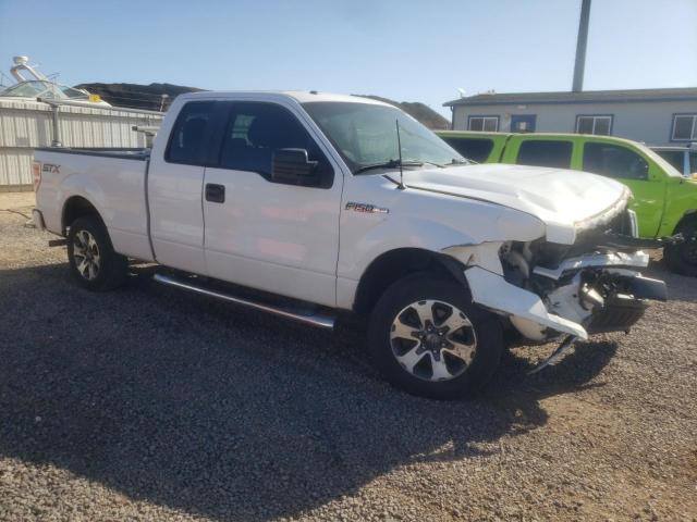 1FTEX1CM2EKF93300 - 2014 FORD F150 SUPER CAB WHITE photo 4