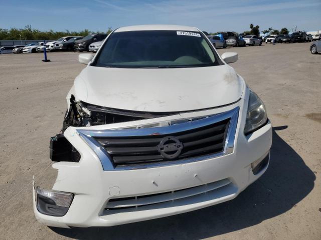 1N4AL3AP2FN336369 - 2015 NISSAN ALTIMA 2.5 WHITE photo 5