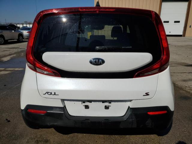 KNDJ23AU0L7713137 - 2020 KIA SOUL LX WHITE photo 6