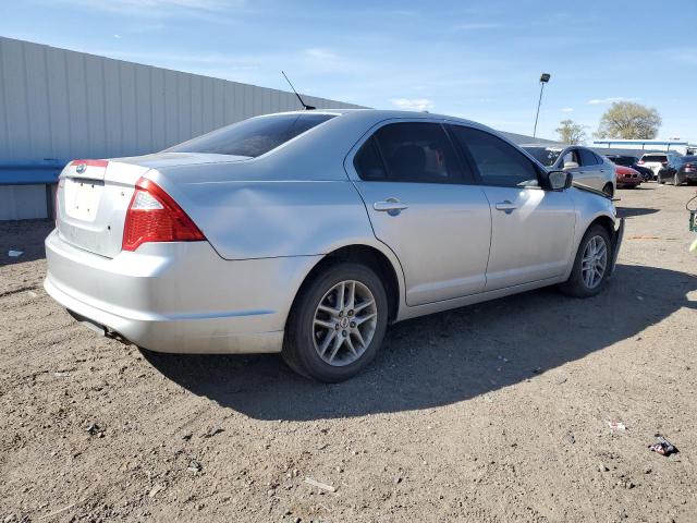 3FAHP0GA2BR239782 - 2011 FORD FUSION S SILVER photo 3