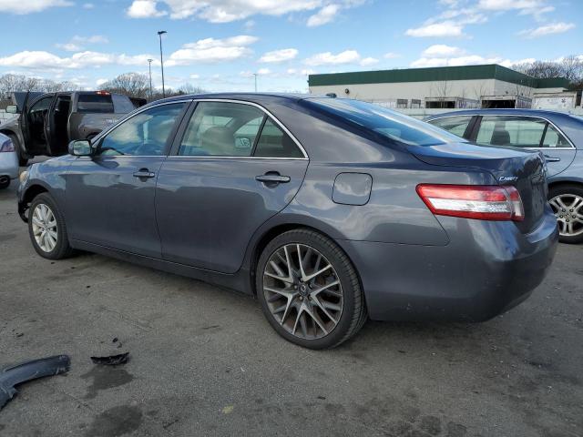 4T4BF3EKXBR120503 - 2011 TOYOTA CAMRY BASE GRAY photo 2