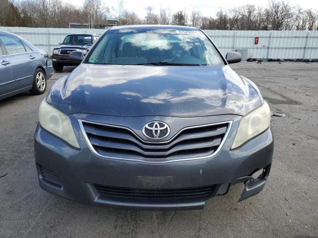 4T4BF3EKXBR120503 - 2011 TOYOTA CAMRY BASE GRAY photo 5