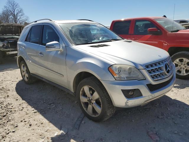 4JGBB8GB4BA666523 - 2011 MERCEDES-BENZ ML 350 4MATIC SILVER photo 4