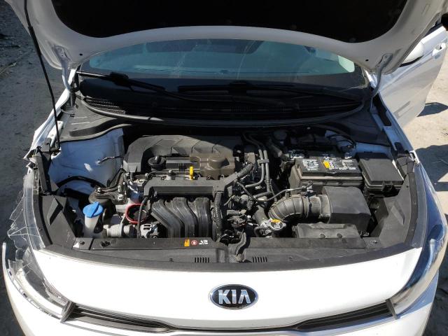 3KPA24AD8ME409299 - 2021 KIA RIO LX WHITE photo 11