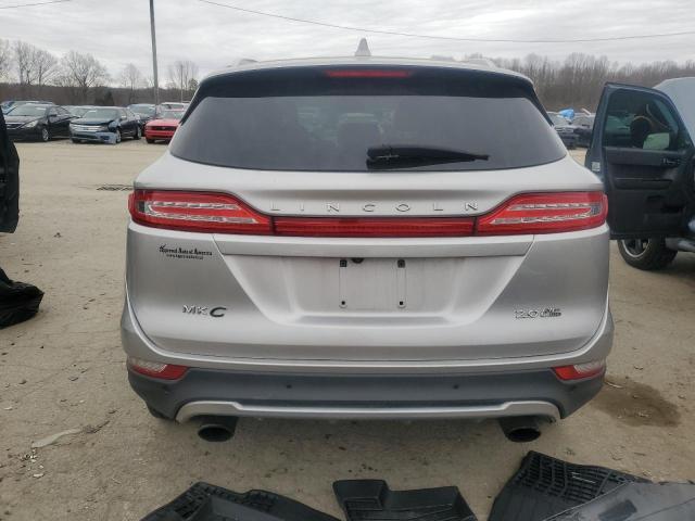 5LMCJ4D95GUJ31477 - 2016 LINCOLN MKC BLACK LABEL Silber Foto 6