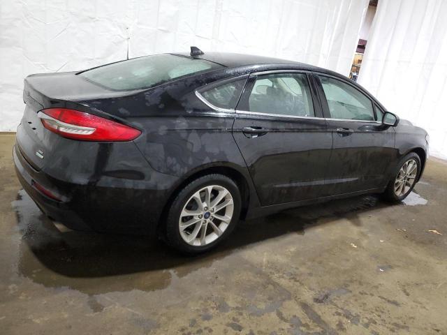 3FA6P0HD7KR203411 - 2019 FORD FUSION SE BLACK photo 3