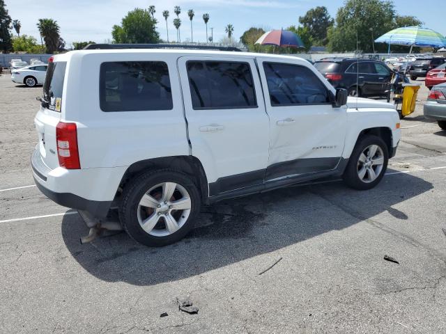 1C4NJPFB0ED723173 - 2014 JEEP PATRIOT LATITUDE WHITE photo 3