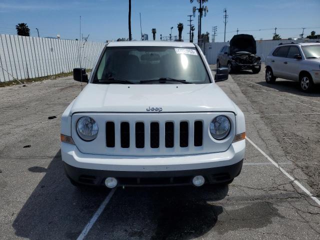 1C4NJPFB0ED723173 - 2014 JEEP PATRIOT LATITUDE WHITE photo 5