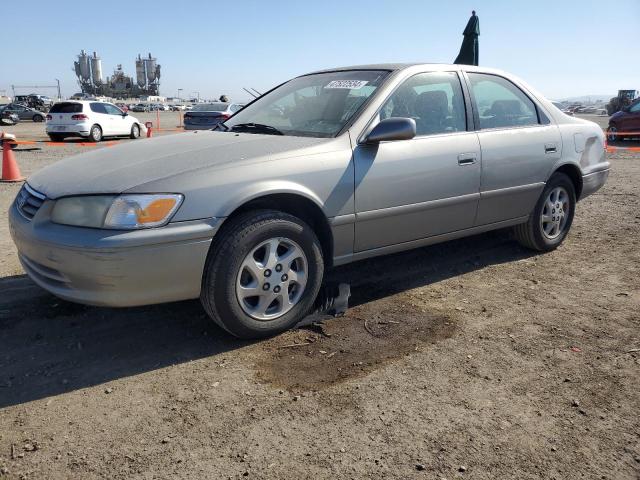 2000 TOYOTA CAMRY LE, 