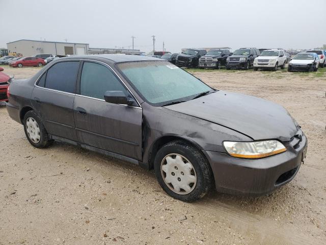 1HGCG6659XA026374 - 1999 HONDA ACCORD LX GRAY photo 4