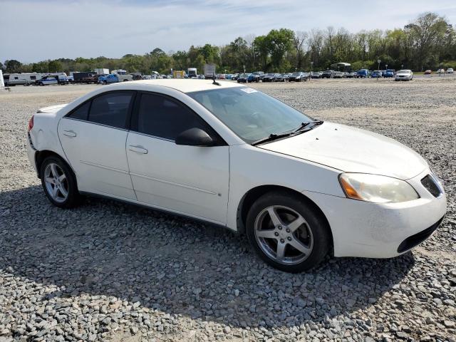 1G2ZG57N084130306 - 2008 PONTIAC G6 BASE WHITE photo 4