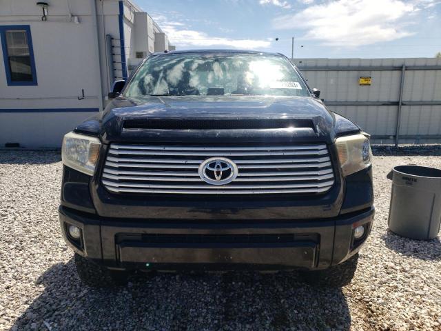 5TFAW5F19EX337555 - 2014 TOYOTA TUNDRA CREWMAX PLATINUM Schwarz Foto 5