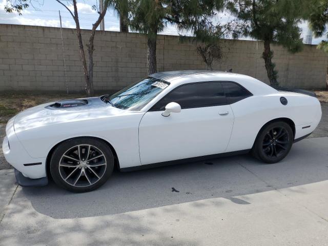 2C3CDZFJXGH263645 - 2016 DODGE CHALLENGER R/T SCAT PACK WHITE photo 1