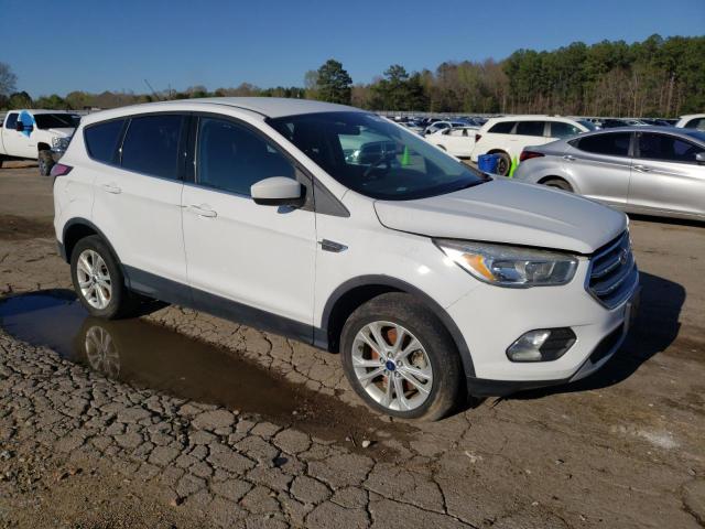 1FMCU9GD8HUE39476 - 2017 FORD ESCAPE SE WHITE photo 4