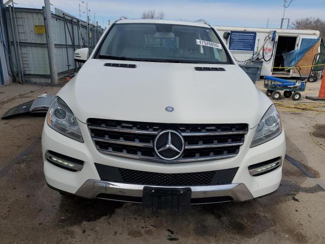 4JGDA5HB1DA245645 - 2013 MERCEDES-BENZ ML 350 4MATIC WHITE photo 5