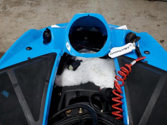 4UF1S2JH8PT101478 - 2023 ARCTIC CAT ARTIC CAT Zweifarbig Foto 8