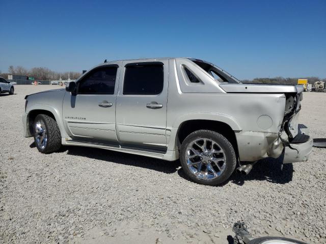 3GNFK123X7G218395 - 2007 CHEVROLET AVALANCHE K1500 GRAY photo 2