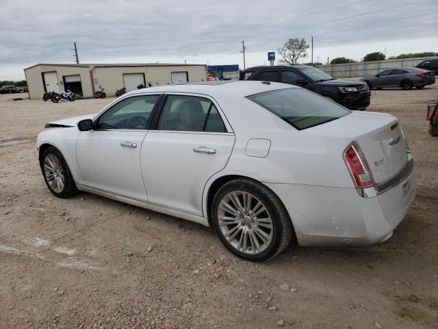 2C3CA6CT1BH515014 - 2011 CHRYSLER 300C WHITE photo 2