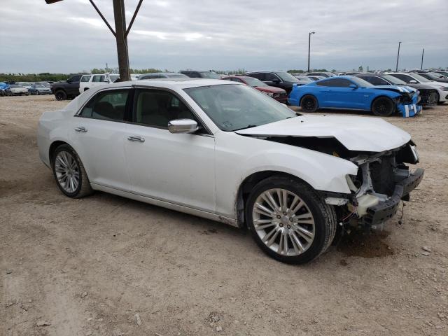 2C3CA6CT1BH515014 - 2011 CHRYSLER 300C WHITE photo 4