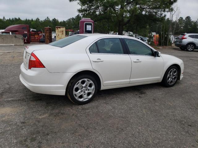 3FAHP0HA4AR126672 - 2010 FORD FUSION SE WHITE photo 3