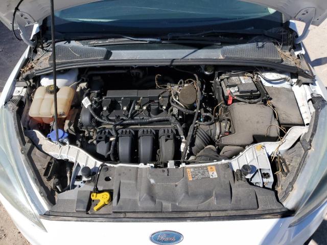 1FADP3K27FL282972 - 2015 FORD FOCUS SE WHITE photo 11