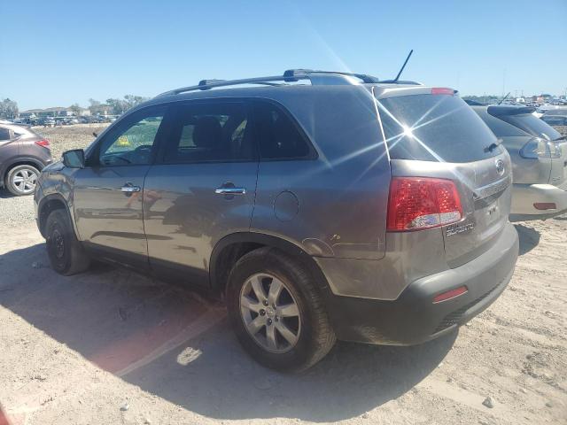 5XYKT3A6XDG353074 - 2013 KIA SORENTO LX GRAY photo 2