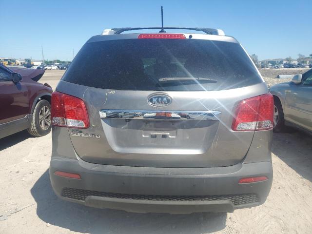 5XYKT3A6XDG353074 - 2013 KIA SORENTO LX GRAY photo 6